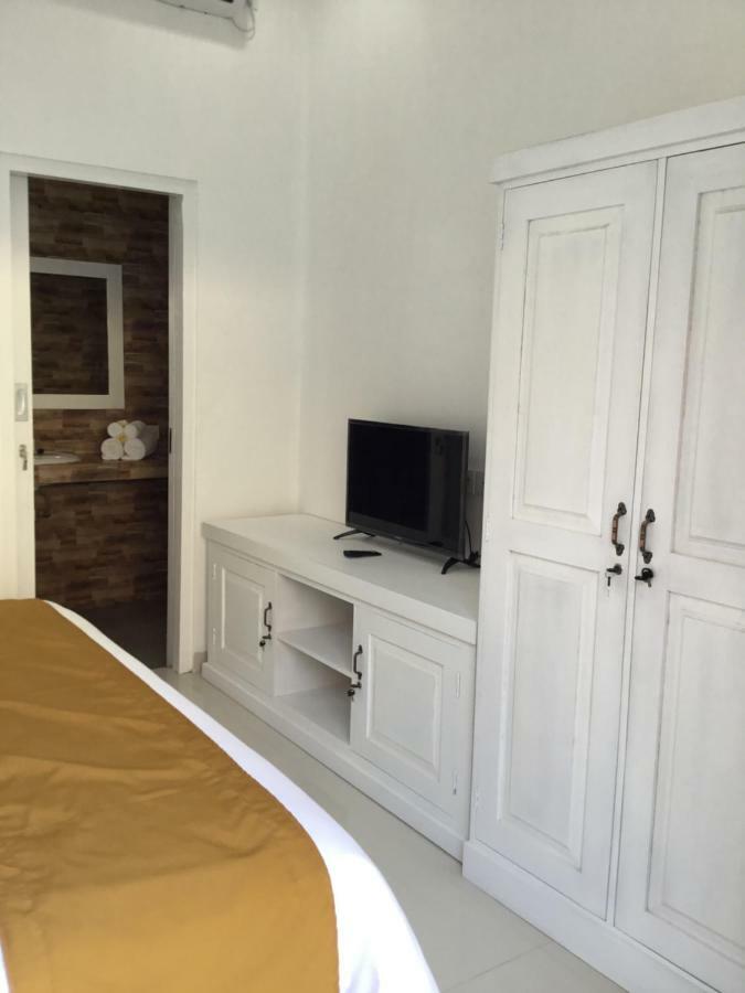 Queen Guest House Tulamben Екстериор снимка