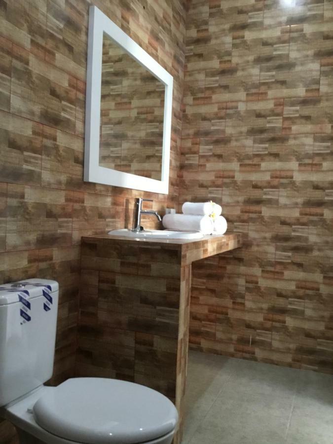 Queen Guest House Tulamben Екстериор снимка
