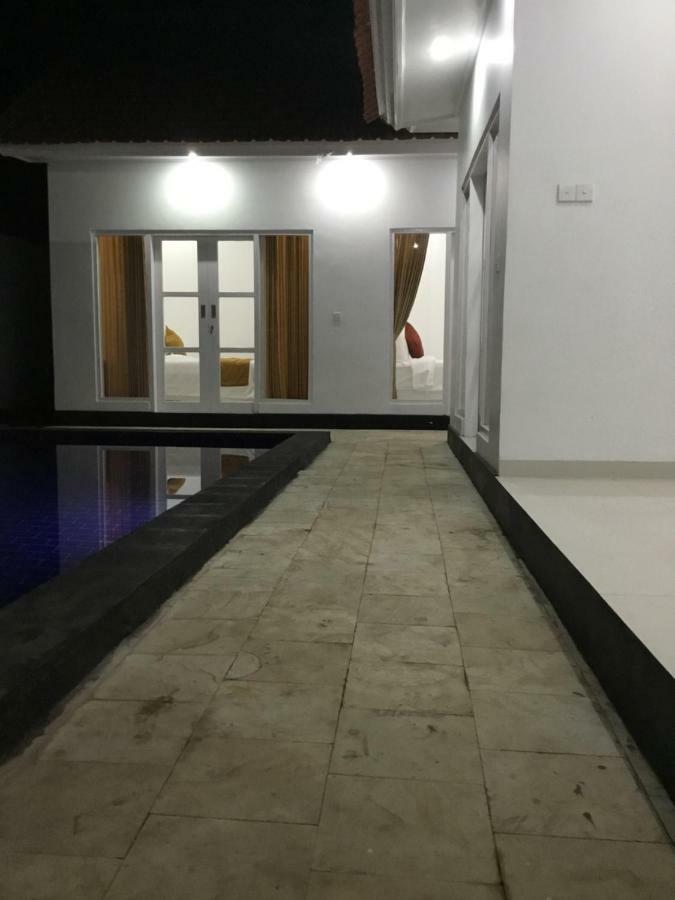 Queen Guest House Tulamben Екстериор снимка